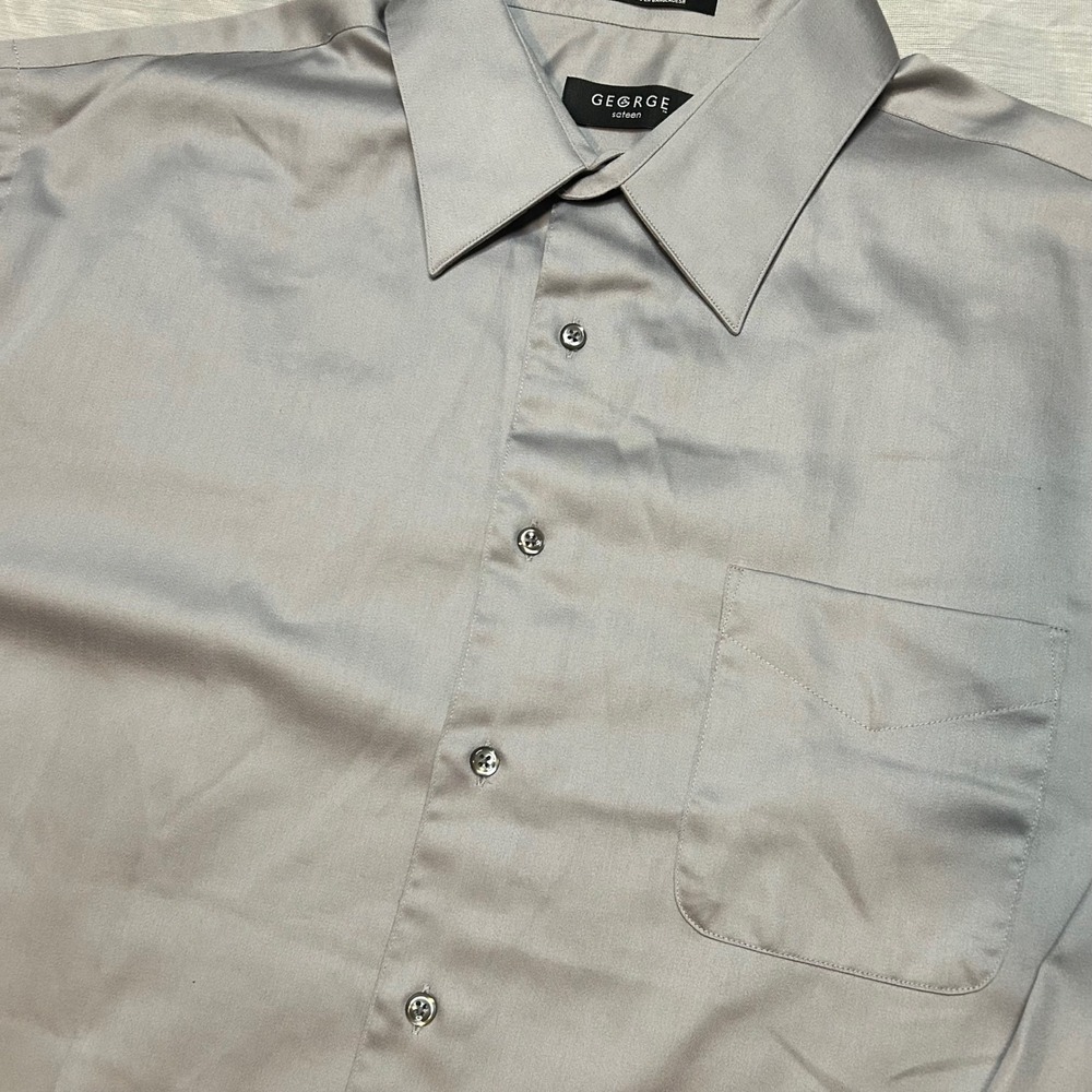 George Mens Wrinkle Resistant Sateen Dress Shirt XL Gray Long Sleeve Button Up